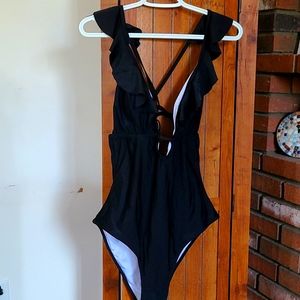 Cupshe One-piece suit, L